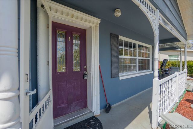 8 N Monroe Street, Beverly Hills, FL 34465