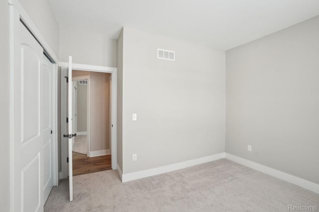 677 Round Rock Dr, Marion Township, MI 48843