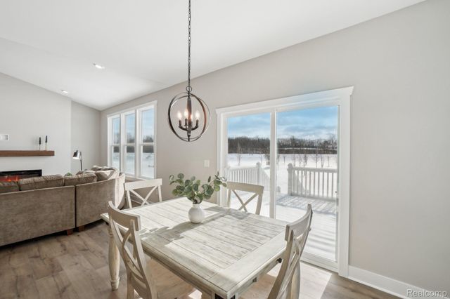 677 Round Rock Dr, Marion Township, MI 48843