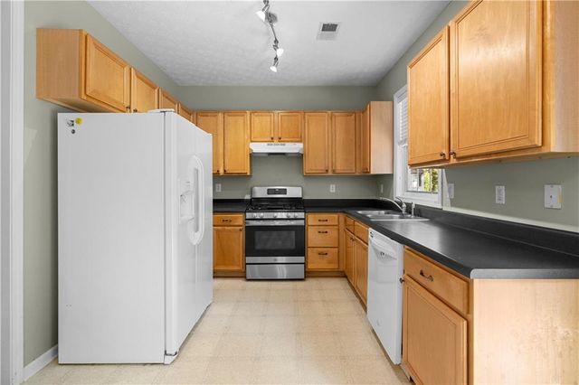 224 Copperbend Drive, Austell, GA 30168