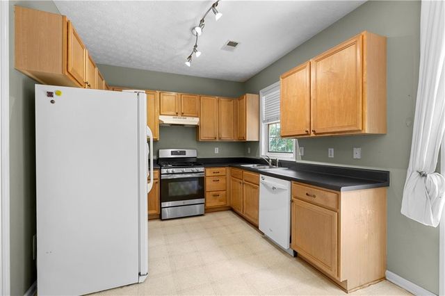 224 Copperbend Drive, Austell, GA 30168