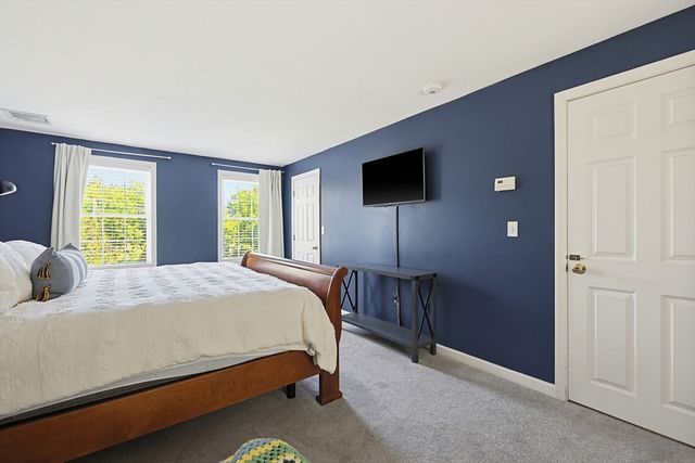 315 Park St, Wrentham, MA 02093