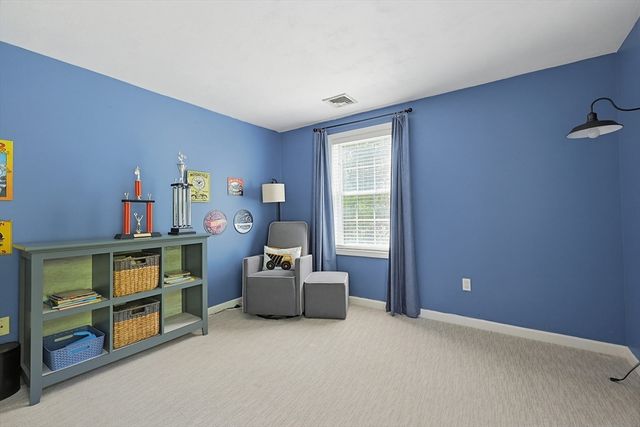 315 Park St, Wrentham, MA 02093