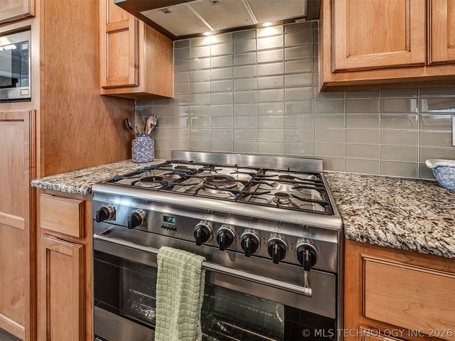 23921 N 4028 Drive, Bartlesville, OK 74006