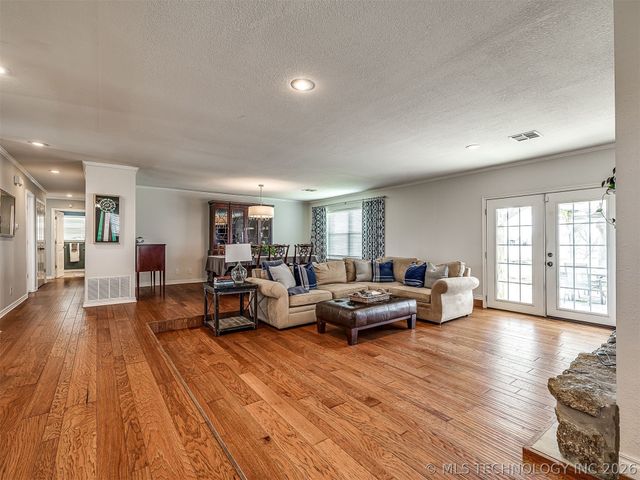 23921 N 4028 Drive, Bartlesville, OK 74006