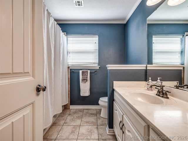 23921 N 4028 Drive, Bartlesville, OK 74006