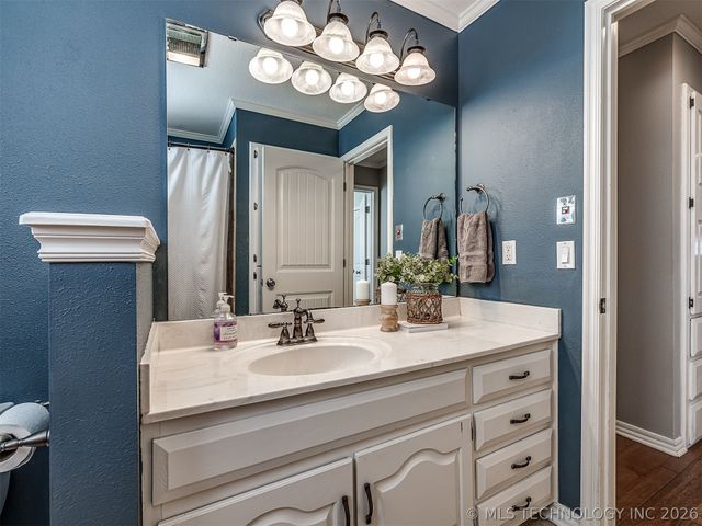 23921 N 4028 Drive, Bartlesville, OK 74006