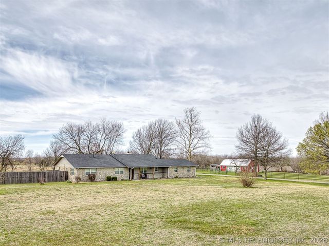 23921 N 4028 Drive, Bartlesville, OK 74006