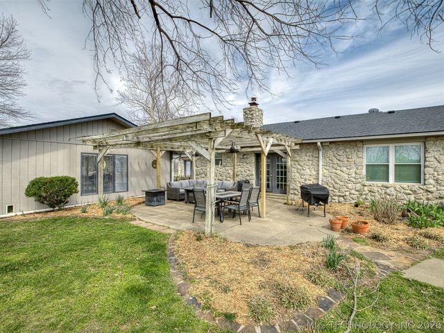 23921 N 4028 Drive, Bartlesville, OK 74006