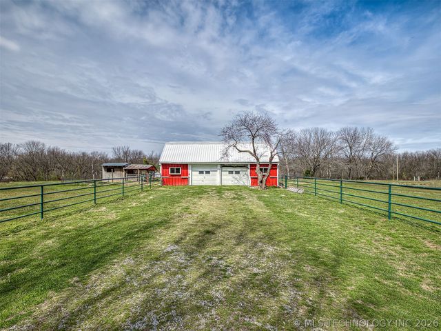 23921 N 4028 Drive, Bartlesville, OK 74006