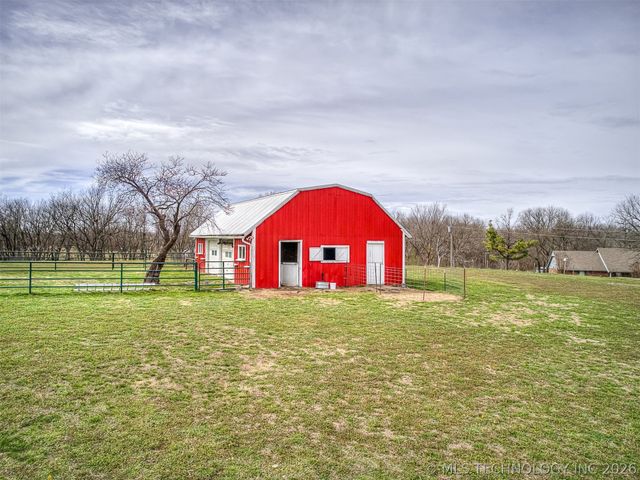 23921 N 4028 Drive, Bartlesville, OK 74006