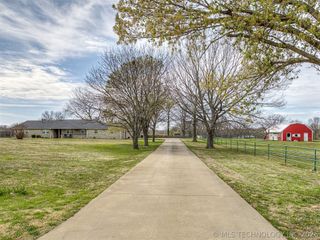 23921 N 4028 Drive, Bartlesville, OK 74006