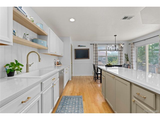 5350 S Picadilly Ct, Aurora, CO 80015