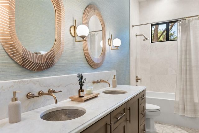 32519 HAWKS LAKE LANE, Sorrento, FL 32776