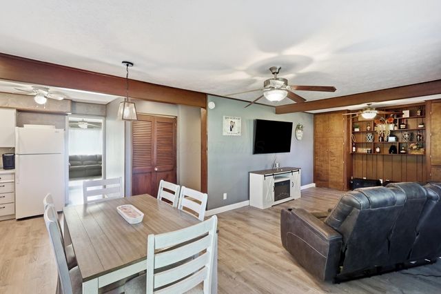 2141 W Mile Road, Springfield, OH 45503