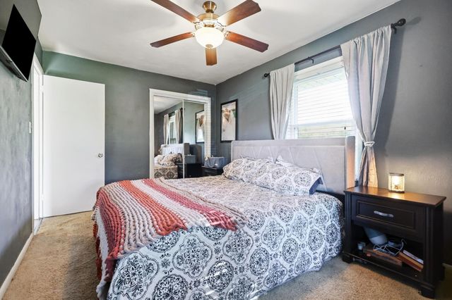 2141 W Mile Road, Springfield, OH 45503