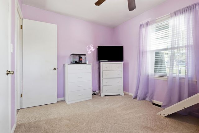 2141 W Mile Road, Springfield, OH 45503