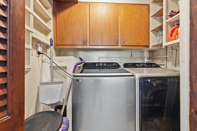 2141 W Mile Road, Springfield, OH 45503