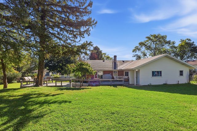 2141 W Mile Road, Springfield, OH 45503