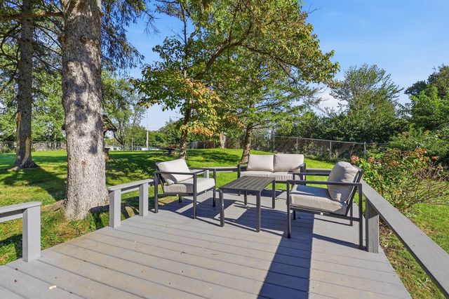 2141 W Mile Road, Springfield, OH 45503
