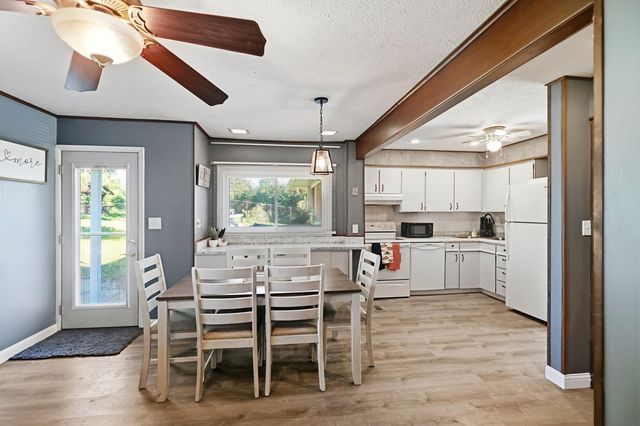 2141 W Mile Road, Springfield, OH 45503