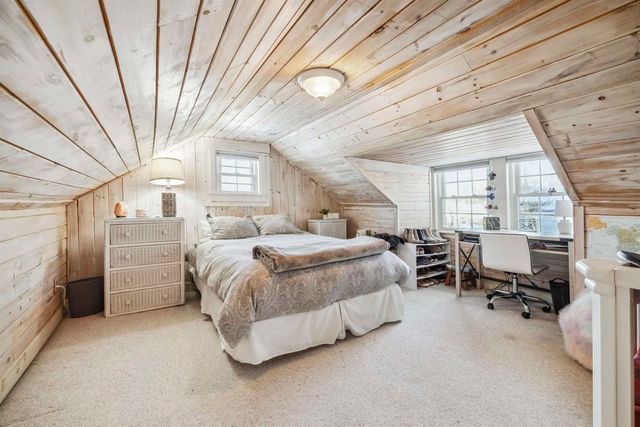 16 Davis Park, Plaistow, NH 03865