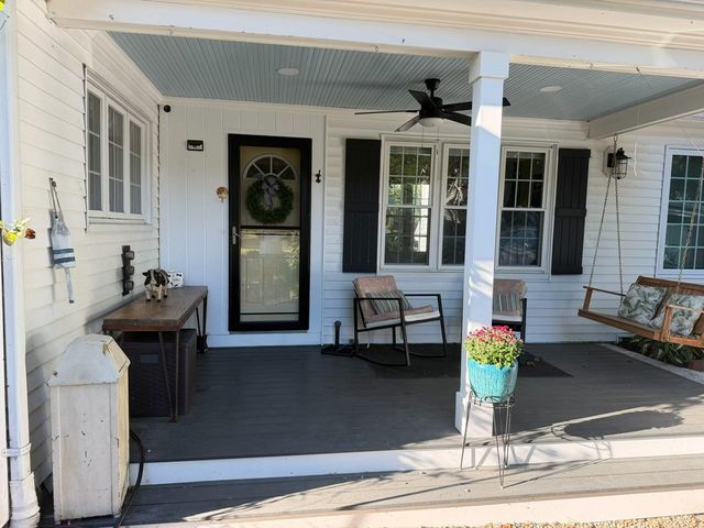16 Davis Park, Plaistow, NH 03865