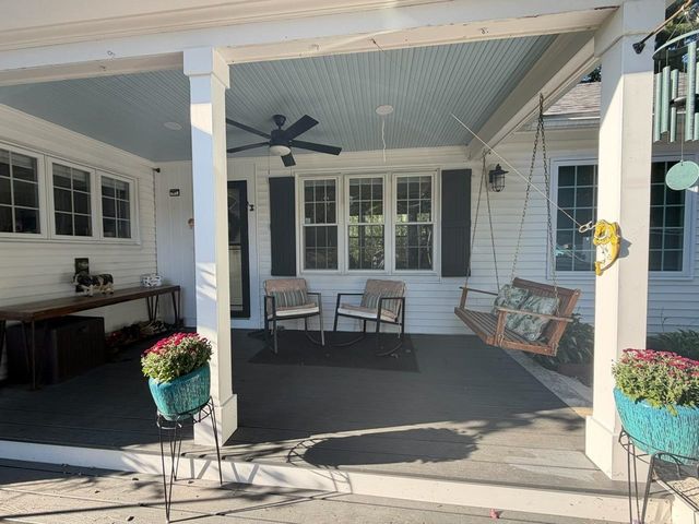 16 Davis Park, Plaistow, NH 03865