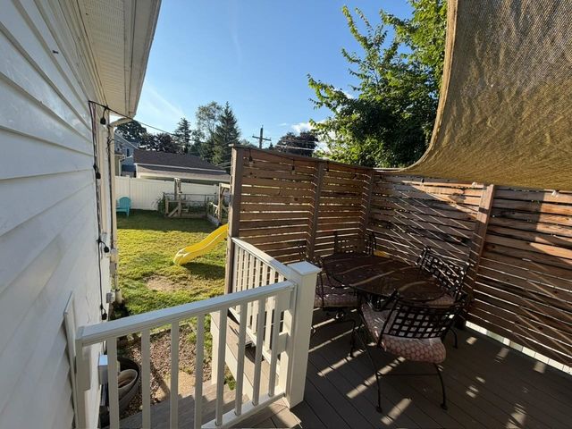 16 Davis Park, Plaistow, NH 03865