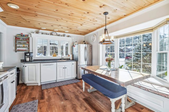 16 Davis Park, Plaistow, NH 03865