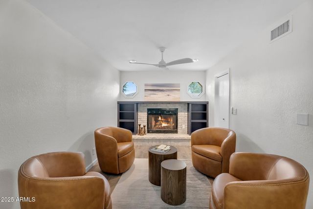 506 E ELLIS Drive, Tempe, AZ 85282