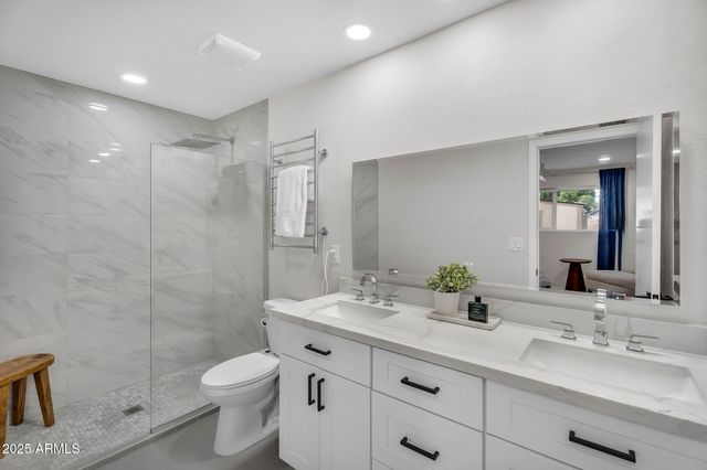 506 E ELLIS Drive, Tempe, AZ 85282