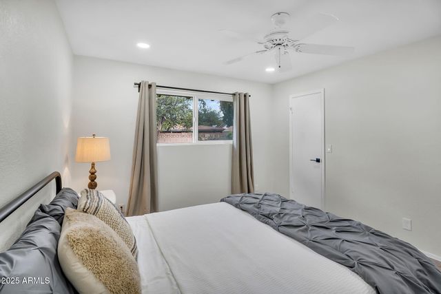 506 E ELLIS Drive, Tempe, AZ 85282