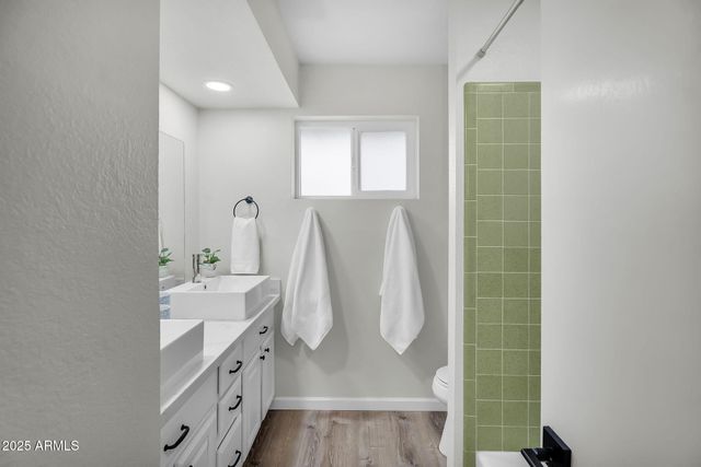 506 E ELLIS Drive, Tempe, AZ 85282