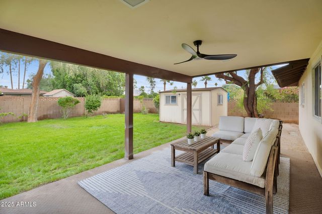 506 E ELLIS Drive, Tempe, AZ 85282
