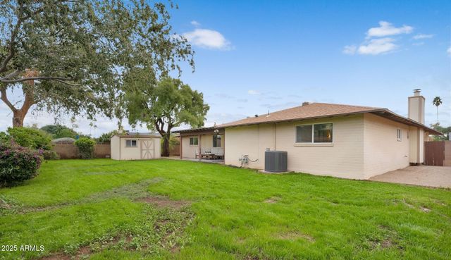 506 E ELLIS Drive, Tempe, AZ 85282