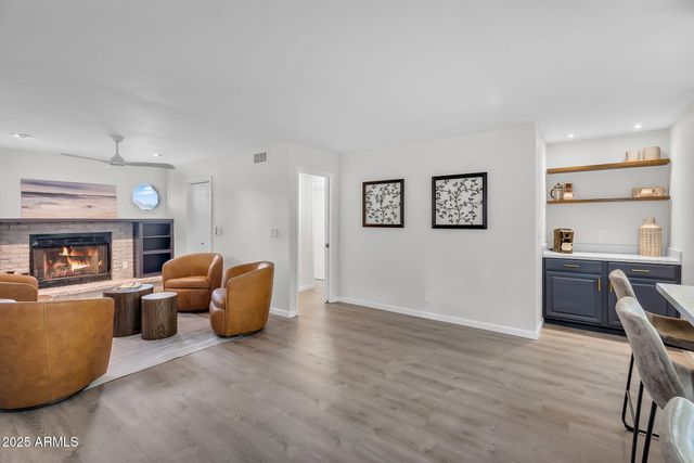 506 E ELLIS Drive, Tempe, AZ 85282