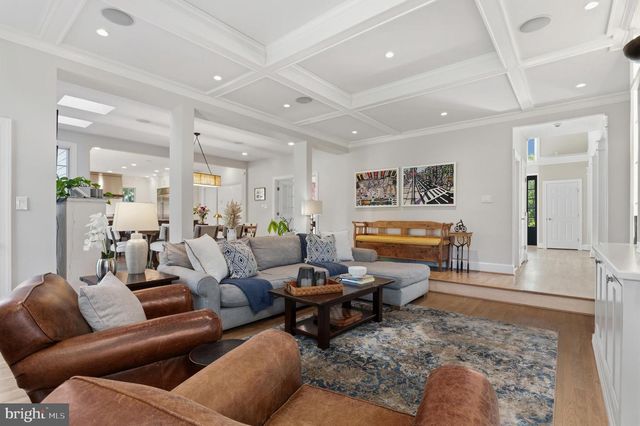 7009 SYMPHONY CT, Mclean, VA 22101