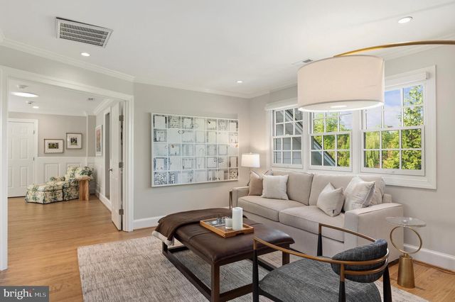 7009 SYMPHONY CT, Mclean, VA 22101