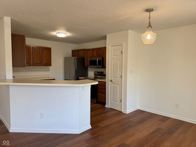 8551 Buffalo Ridge Drive, Indianapolis, IN 46227