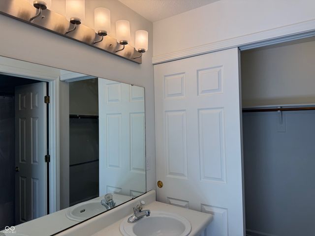 8551 Buffalo Ridge Drive, Indianapolis, IN 46227