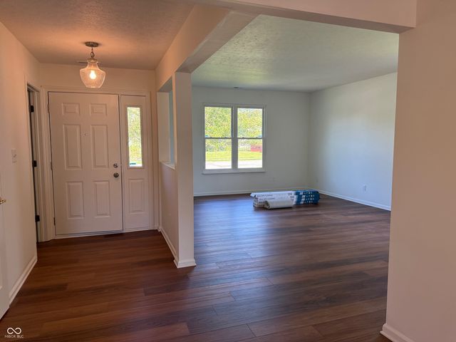 8551 Buffalo Ridge Drive, Indianapolis, IN 46227