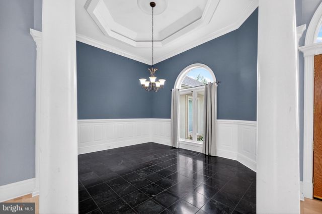 2855 COX NECK RD, Chester, MD 21619