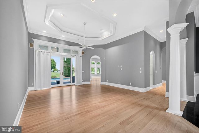 2855 COX NECK RD, Chester, MD 21619