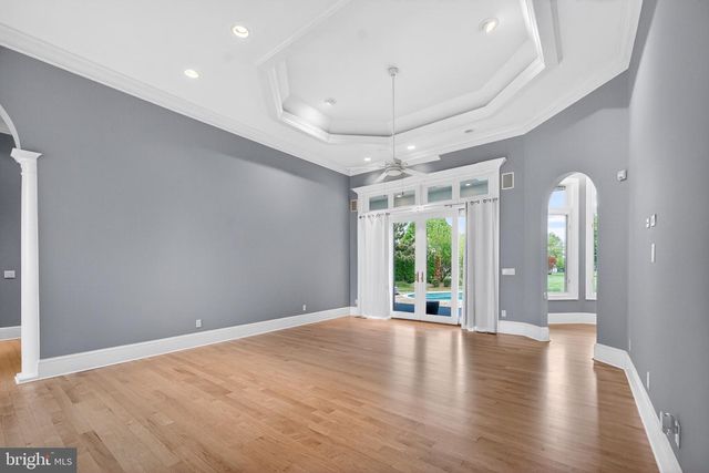 2855 COX NECK RD, Chester, MD 21619