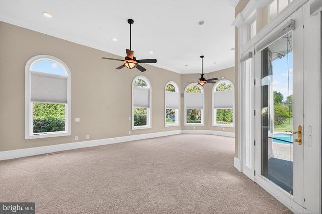 2855 COX NECK RD, Chester, MD 21619