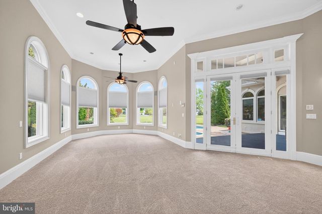 2855 COX NECK RD, Chester, MD 21619