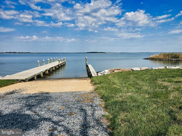 2855 COX NECK RD, Chester, MD 21619