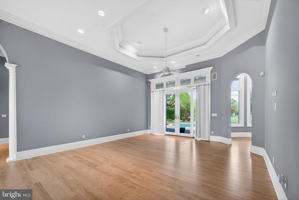 Image 17 of property listing at 2855 COX NECK RD, Chester, MD 21619