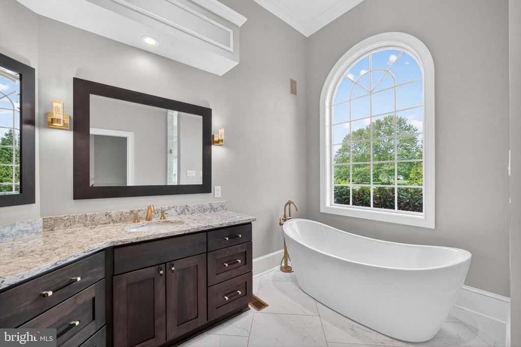 Image 40 of property listing at 2855 COX NECK RD, Chester, MD 21619